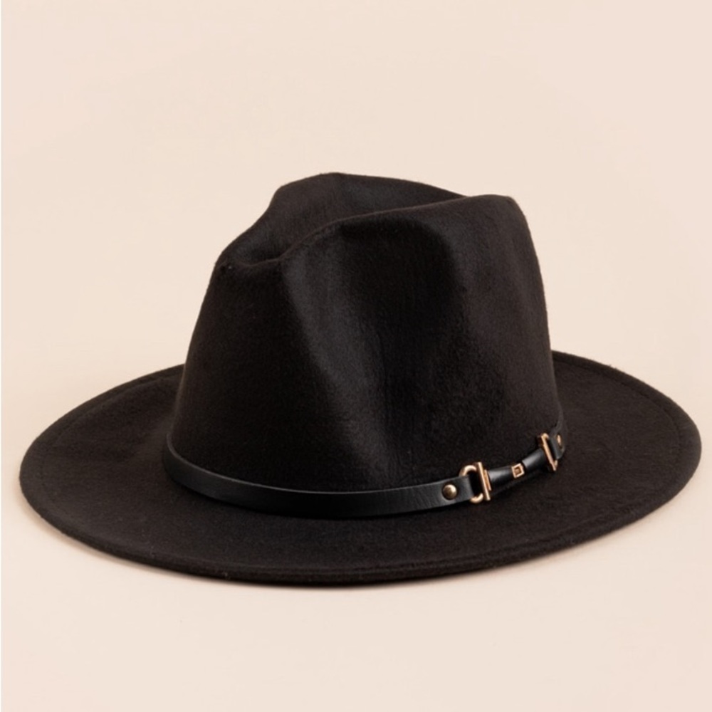 Francesca's NWT Sandra Double Buckle Band Panama Hat‎ - Black